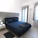 S Barbara\'S Sweet Home In Piazza, Basilica Palladiana