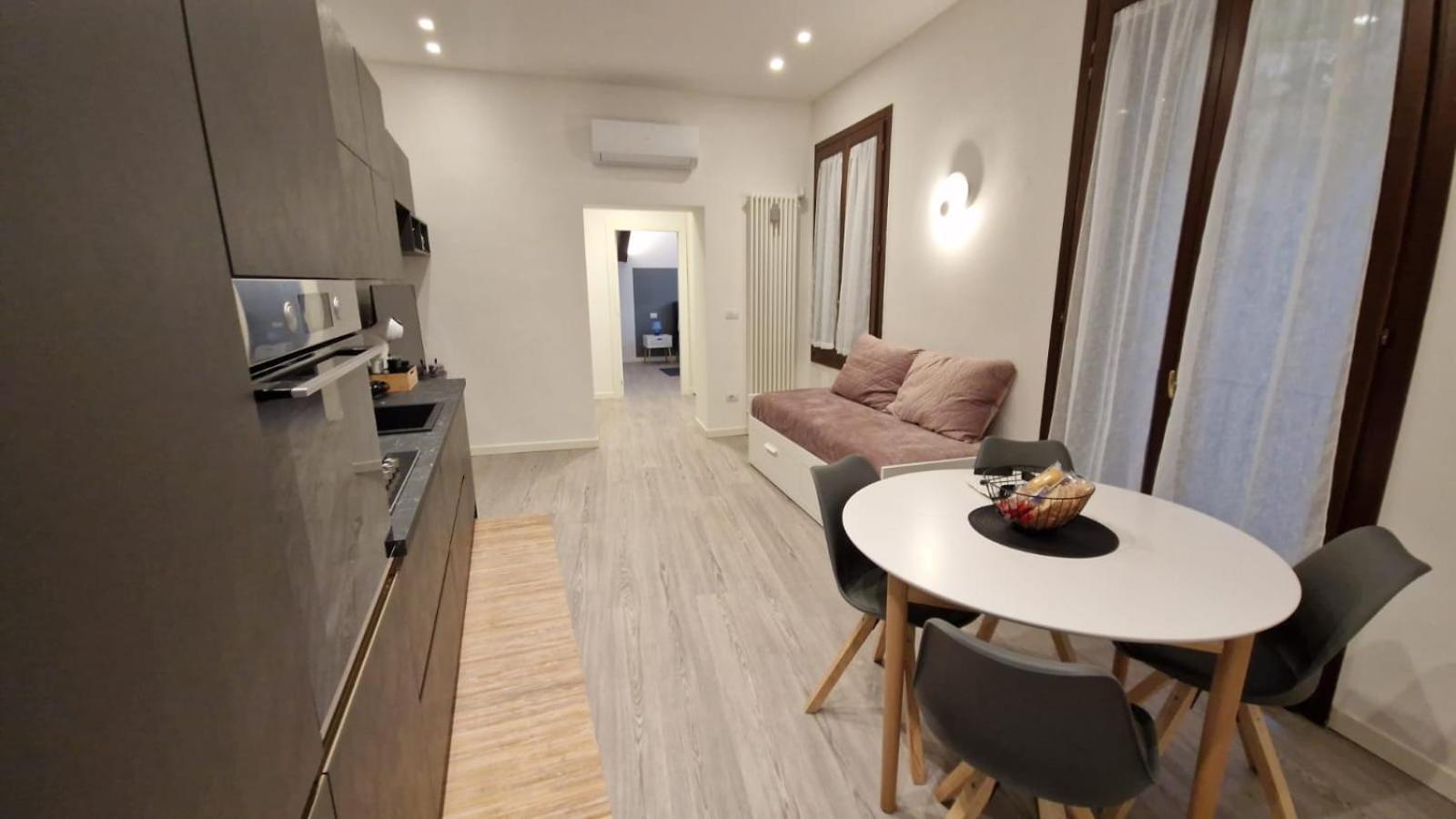 S Barbara's Sweet In Piazza, Basilica Palladiana Apartment *
